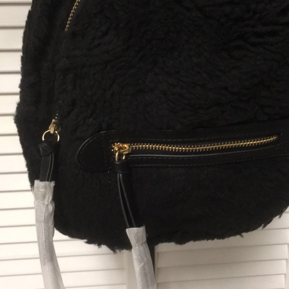 Express, Black, Faux Fur Backpack - Picture 6 of 9